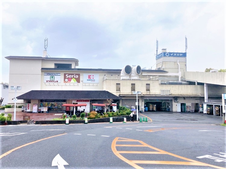 イズミヤショッピングセンター学園前